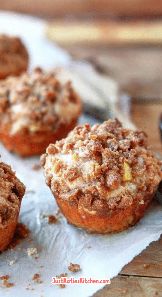 Apple Cinnamon Crumb Muffins Recipe