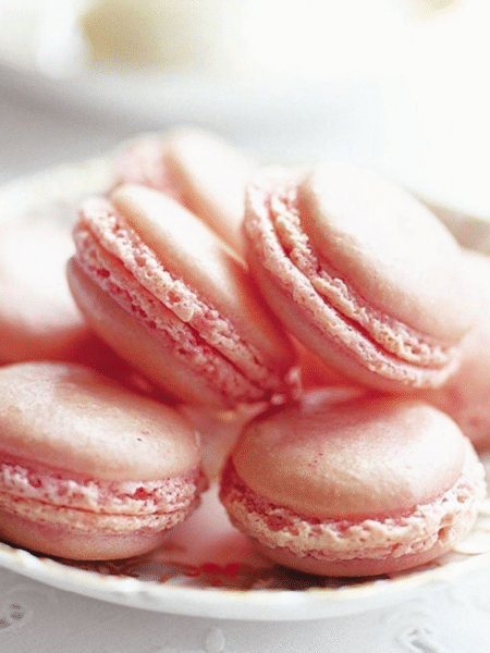 Strawberry Macarons Recipe